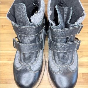 Martino Canadian Made Black Leather and Gray Wool Winter Boots